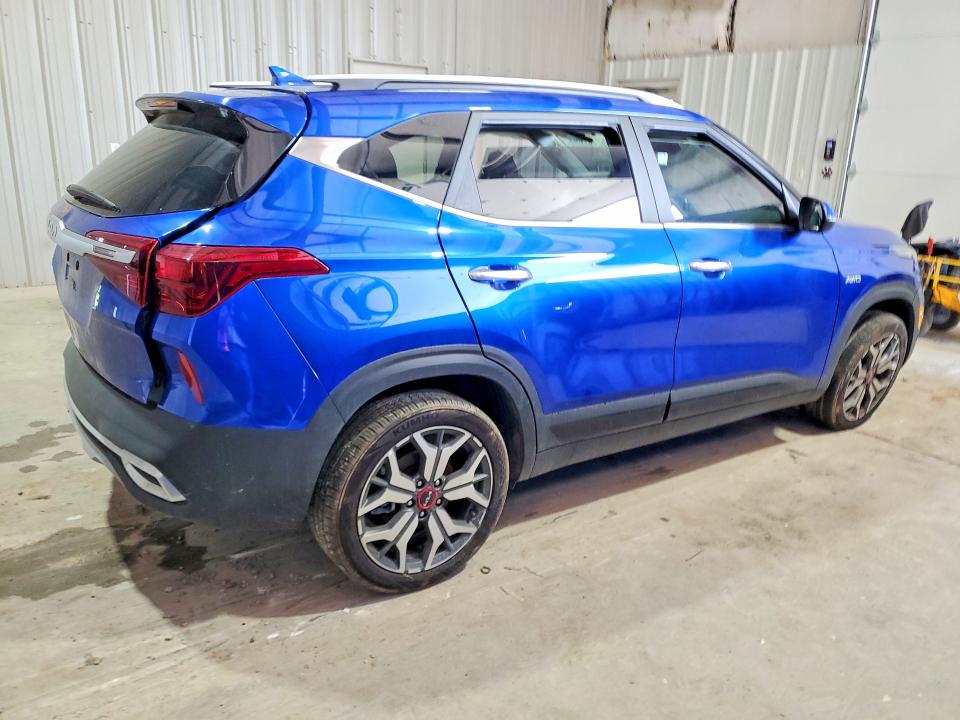 2022 Kia Seltos მანქანა იყიდება აუქციონზე, vin: KNDETCA25N7277580, აუქციონის ნომერი: 55230756