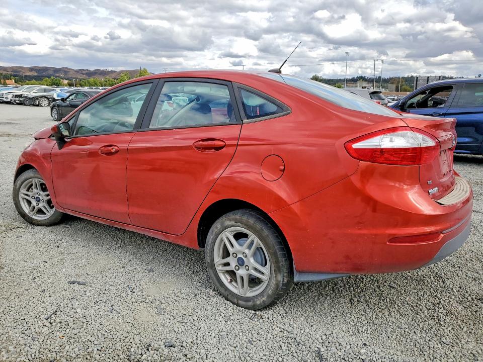 52209146 :رقم المزاد ، 3FADP4BJ4JM134993 vin ، 2018 Ford Fiesta مزاد بيع