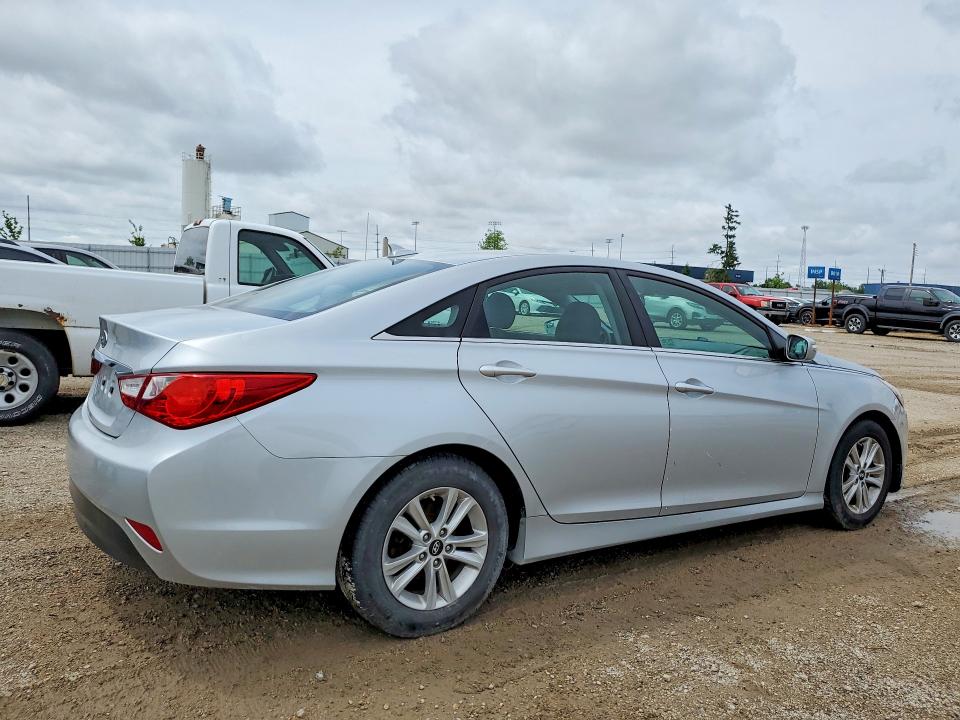 53318806 :رقم المزاد ، 5NPEB4AC7EH939446 vin ، 2014 Hyundai Sonata مزاد بيع