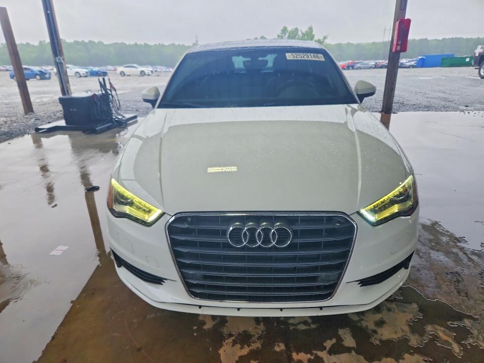 Продаж на аукціоні авто 2016 Audi A3, vin: WAUA7GFF7G1024687, номер лоту: 52529146