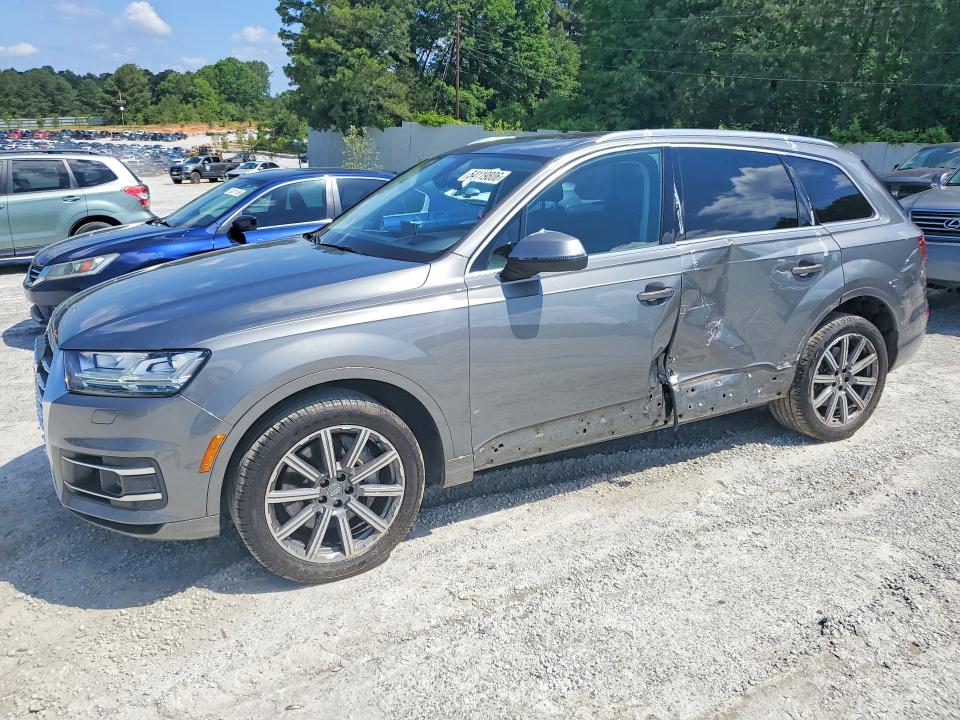 2018 Audi Q7 მანქანა იყიდება აუქციონზე, vin: WA1VAAF73JD015562, აუქციონის ნომერი: 54119806