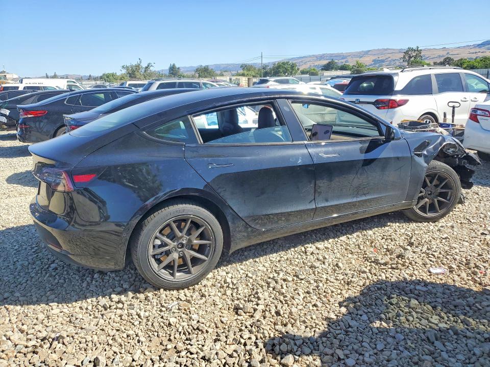 2022 Tesla Model 3 მანქანა იყიდება აუქციონზე, vin: 5YJ3E1EBXNF183933, აუქციონის ნომერი: 54133746