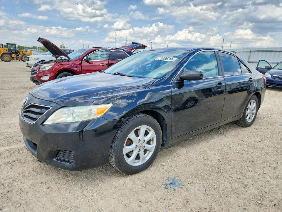51989756 :رقم المزاد ، 4T4BF3EKXBR088300 vin ، 2011 Toyota Camry مزاد بيع