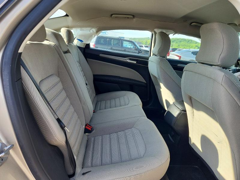 51896236 :رقم المزاد ، 3FA6P0UU8JR122020 vin ، 2018 Ford Fusion مزاد بيع