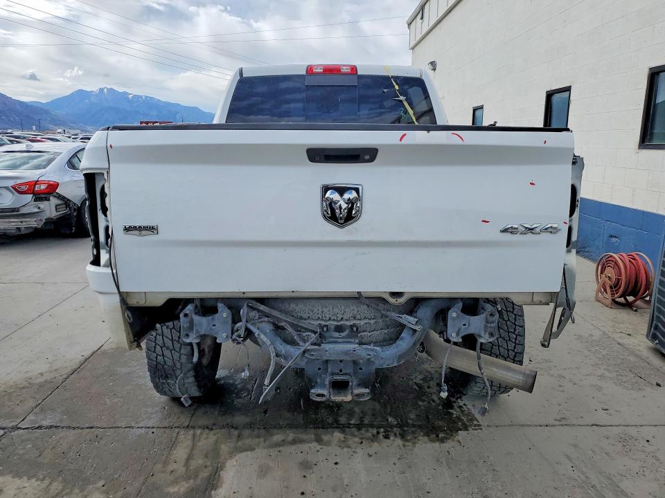 54068986 :رقم المزاد ، 3C6UR5FL3HG702270 vin ، 2017 Ram 2500 مزاد بيع
