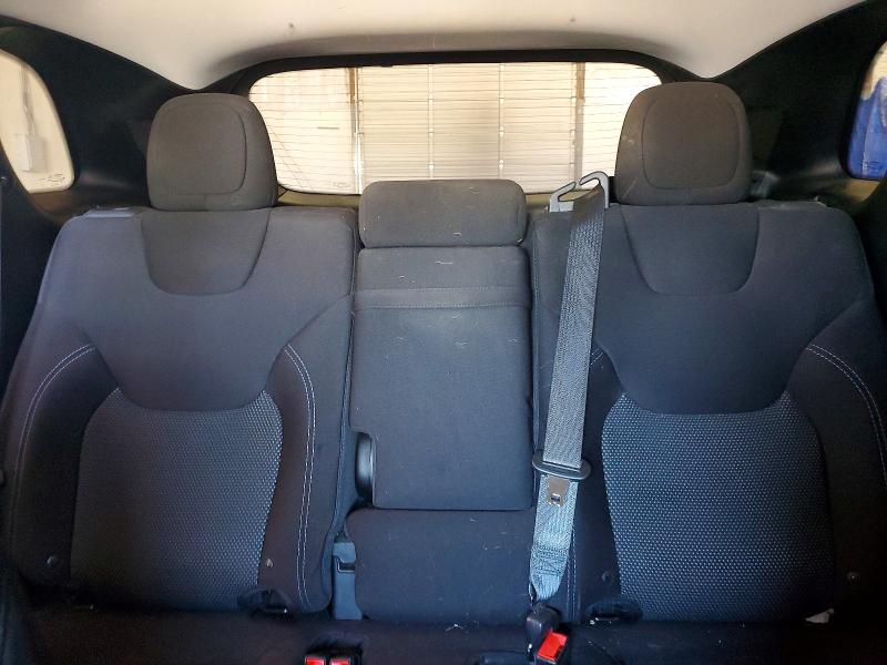 52862026 :رقم المزاد ، 1C4PJLCB9KD263934 vin ، 2019 Jeep Cherokee مزاد بيع