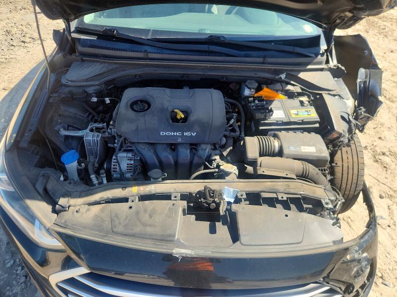 53570386 :رقم المزاد ، 5NPD74LF9JH290750 vin ، 2018 Hyundai Elantra مزاد بيع