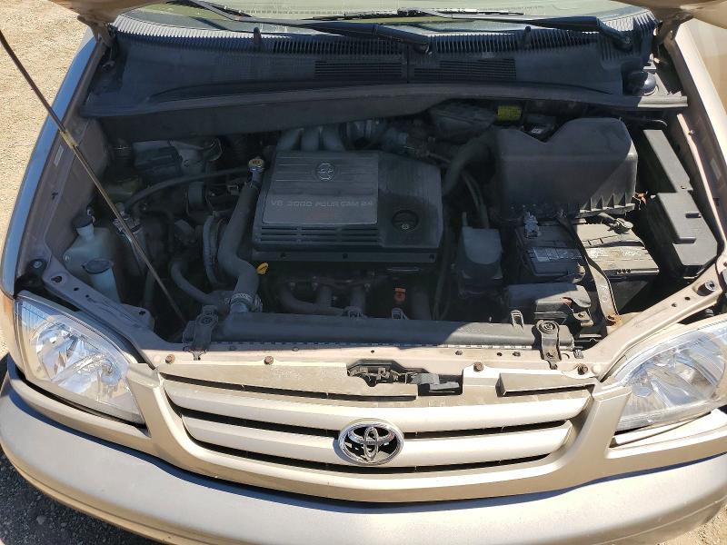 52890546 :رقم المزاد ، 4T3ZF13C43U533969 vin ، 2003 Toyota Sienna مزاد بيع