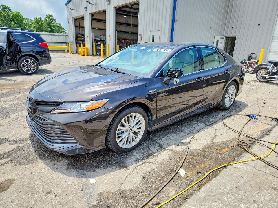 Продажа на аукционе авто 2019 Toyota Camry Hybrid, vin: 4T1B21HK7KU520475, номер лота: 55426836