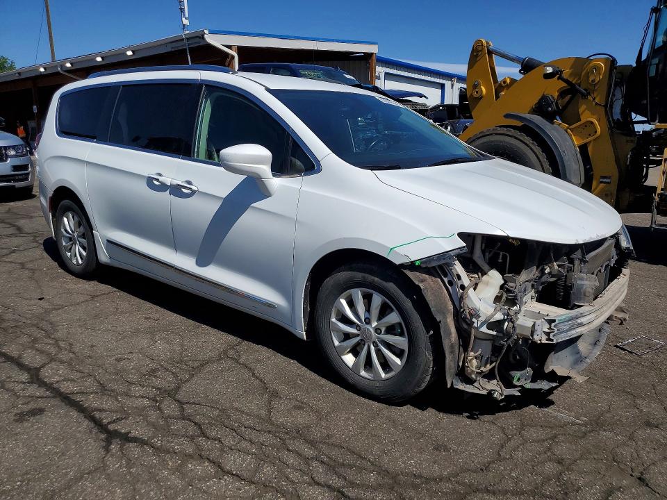 Продажа на аукционе авто 2019 Chrysler Pacifica, vin: 2C4RC1BG1KR561444, номер лота: 53629556