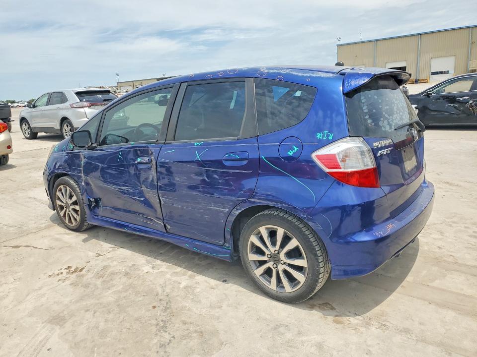 53618286 :رقم المزاد ، JHMGE8H51DC040928 vin ، 2013 Honda Fit مزاد بيع