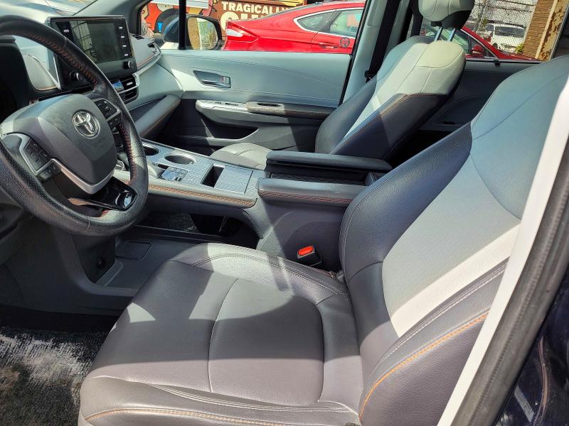 2021 Toyota Sienna მანქანა იყიდება აუქციონზე, vin: 5TDGRKEC7MS018548, აუქციონის ნომერი: 53567756