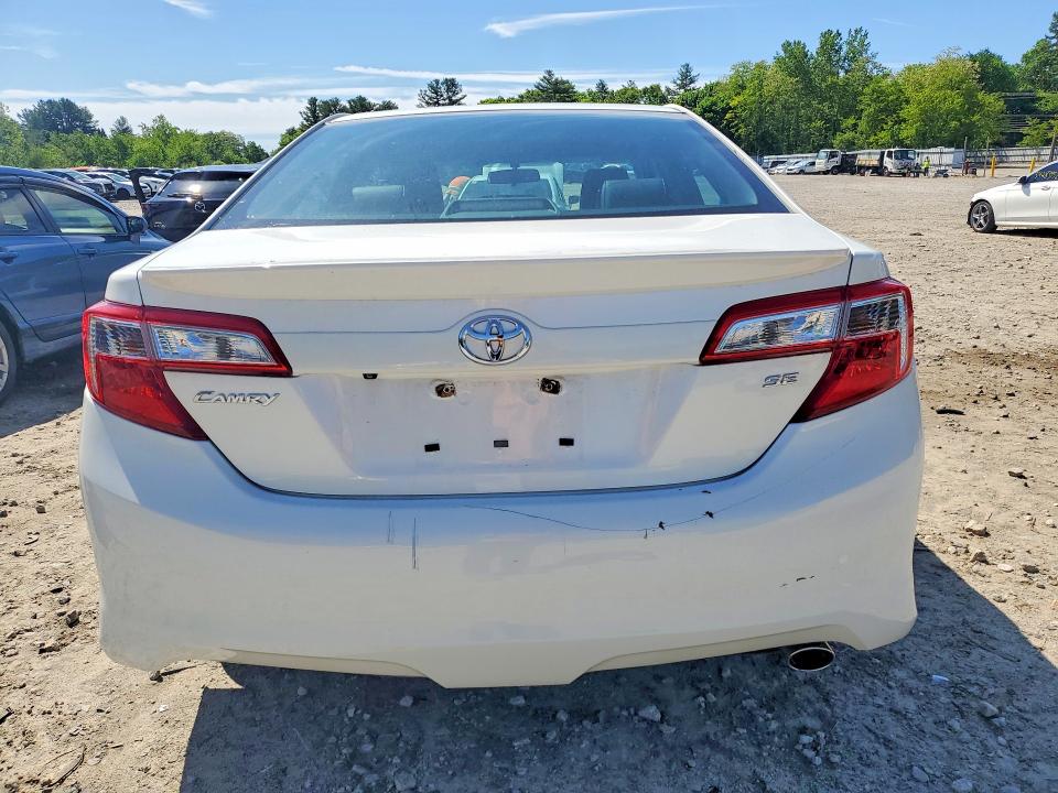 54139366 :رقم المزاد ، 4T1BF1FK1EU425485 vin ، 2014 Toyota Camry مزاد بيع