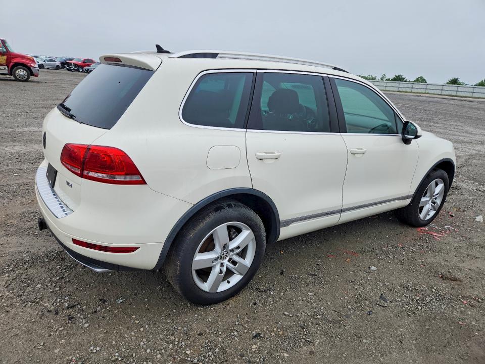 Продажа на аукционе авто 2011 Volkswagen Touareg, vin: WVGFK9BP8BD005862, номер лота: 54312056