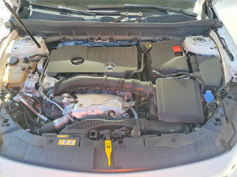 52370736 :رقم المزاد ، W1N4M4GB2MW108152 vin ، 2021 Mercedes-benz Glb مزاد بيع