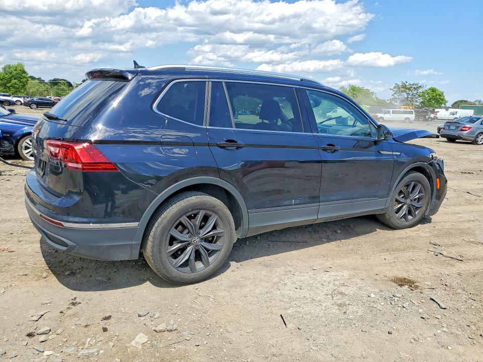 Продажа на аукционе авто 2022 Volkswagen Tiguan, vin: 3VV3B7AX1NM062718, номер лота: 53079126