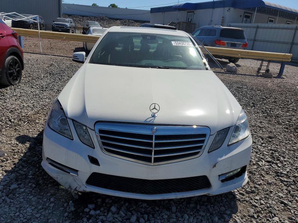 2013 Mercedes-benz E მანქანა იყიდება აუქციონზე, vin: WDDHF5KB8DA725834, აუქციონის ნომერი: 53435726