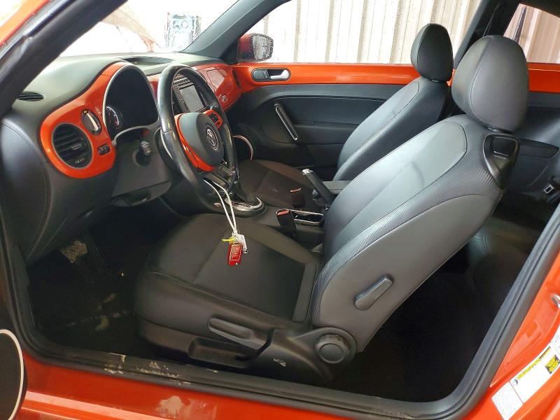 2016 Volkswagen Beetle მანქანა იყიდება აუქციონზე, vin: 3VWJ17AT1GM624784, აუქციონის ნომერი: 51667746