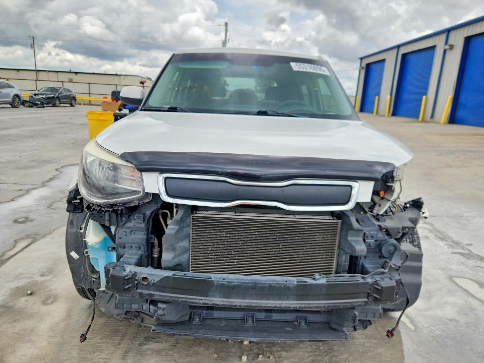Продаж на аукціоні авто 2015 Kia Soul, vin: KNDJN2A25F7218632, номер лоту: 55316896