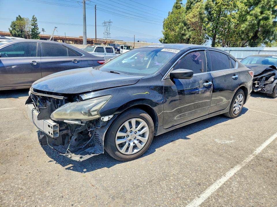 2014 Nissan Altima მანქანა იყიდება აუქციონზე, vin: 1N4AL3AP6EC267101, აუქციონის ნომერი: 53665726