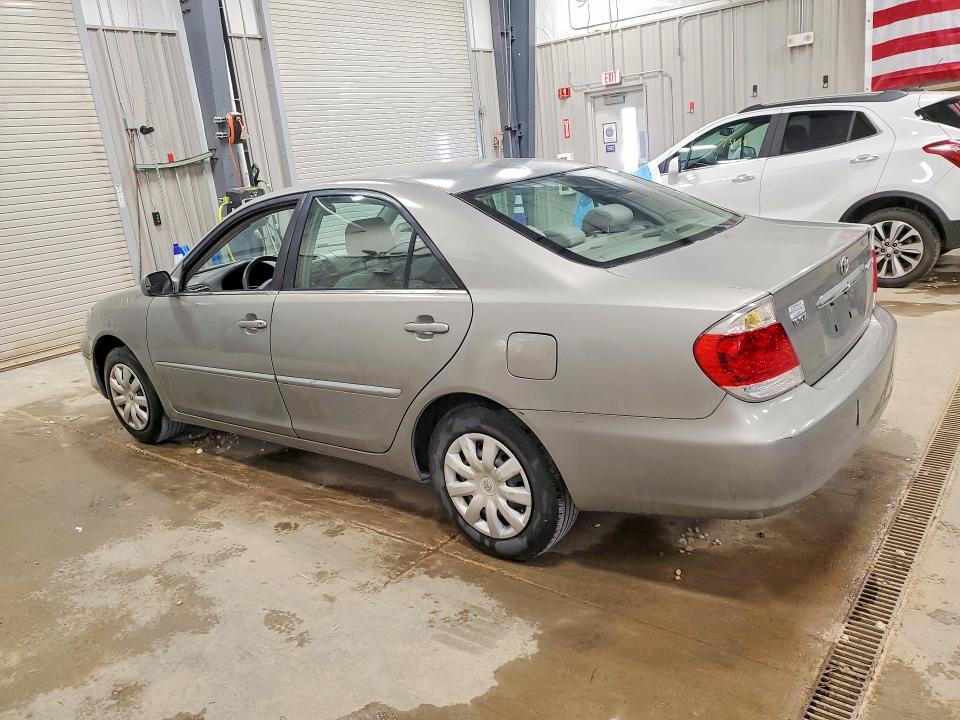 54963236 :رقم المزاد ، 4T1BE32K95U575882 vin ، 2005 Toyota Camry مزاد بيع