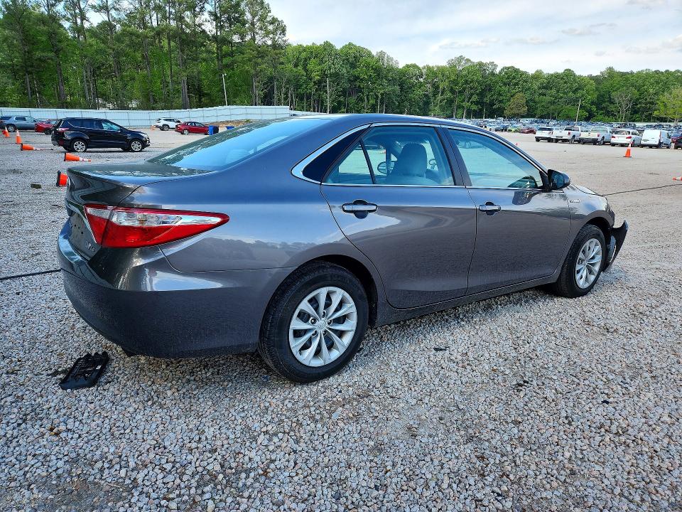 2017 Toyota Camry Hybrid მანქანა იყიდება აუქციონზე, vin: 4T1BD1FK3HU216484, აუქციონის ნომერი: 52647036
