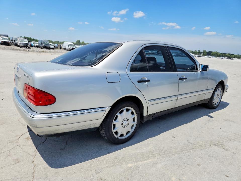 Продаж на аукціоні авто 1998 Mercedes-benz E, vin: WDBJF82F1WX007332, номер лоту: 53954766