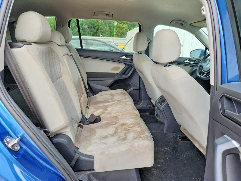 2018 Volkswagen Tiguan მანქანა იყიდება აუქციონზე, vin: 3VV1B7AX2JM059568, აუქციონის ნომერი: 54112206
