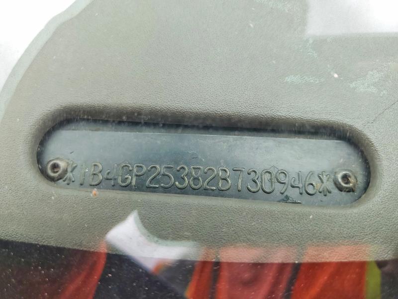 54090036 :رقم المزاد ، 1B4GP25382B730946 vin ، 2002 Dodge Caravan مزاد بيع