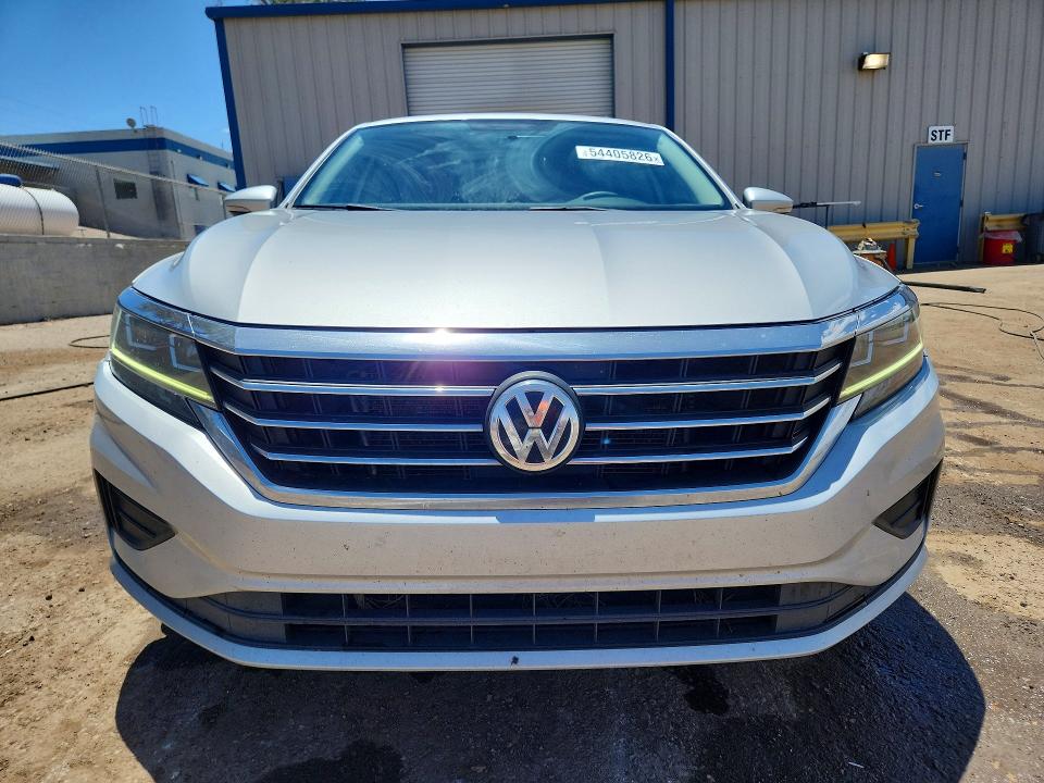 2020 Volkswagen Passat მანქანა იყიდება აუქციონზე, vin: 1VWAA7A38LC002856, აუქციონის ნომერი: 54405826