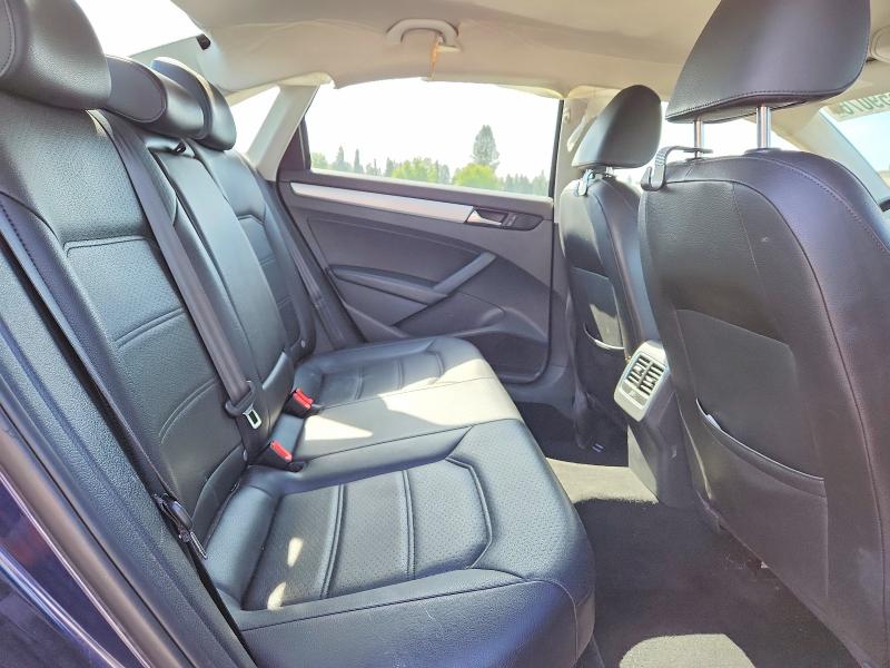 2013 Volkswagen Passat მანქანა იყიდება აუქციონზე, vin: 1VWBP7A31DC103984, აუქციონის ნომერი: 54559076