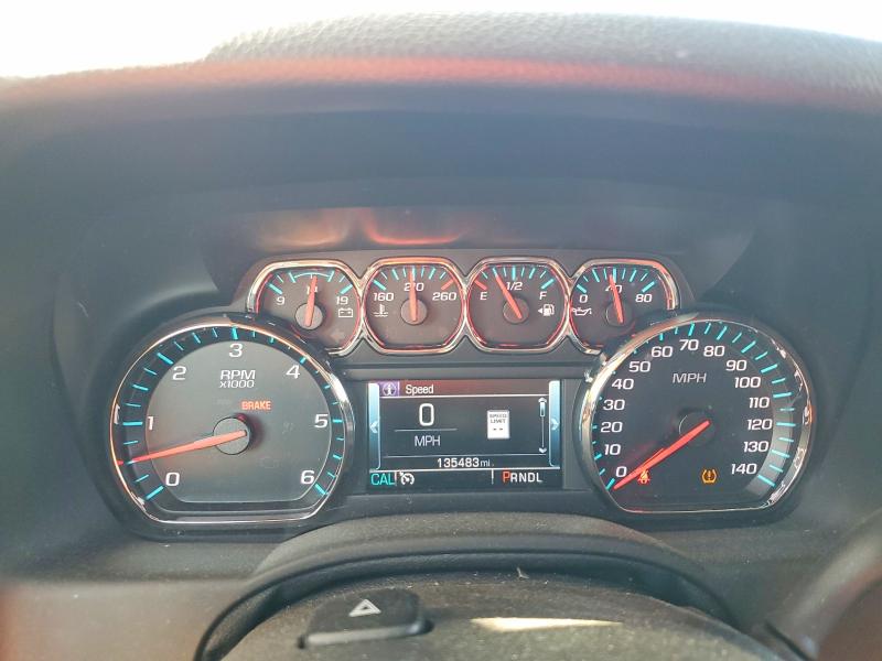 52437256 :رقم المزاد ، 1GNSCJKC7JR199694 vin ، 2018 Chevrolet Suburban مزاد بيع