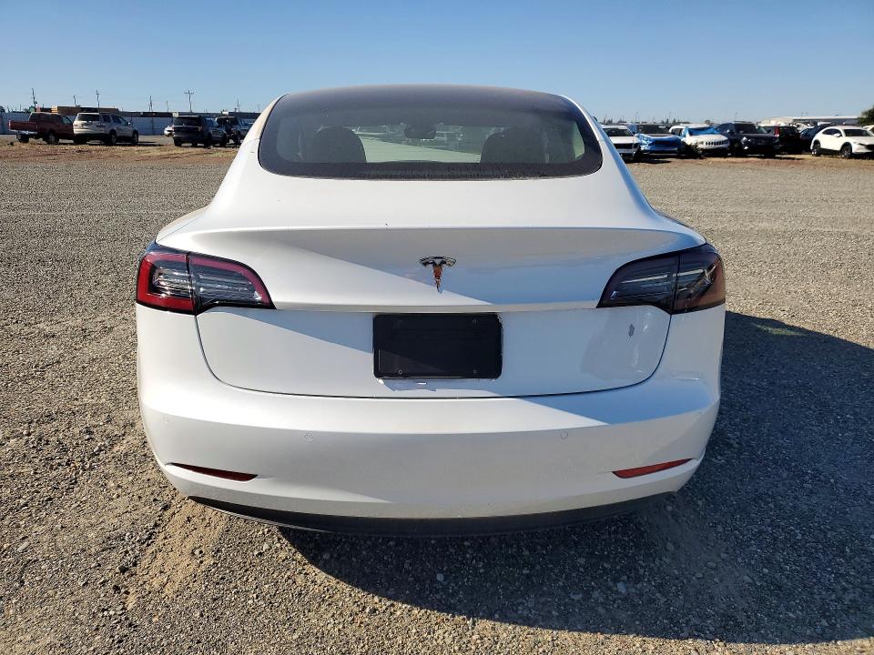 95157985 :رقم المزاد ، 5YJ3E1EA6NF362039 vin ، 2022 Tesla Model 3 مزاد بيع
