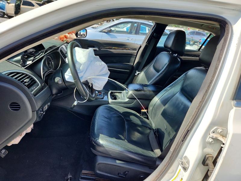 53821036 :رقم المزاد ، 2C3CCAAG1FH749209 vin ، 2015 Chrysler 300 مزاد بيع
