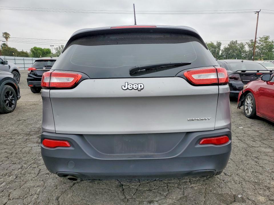 53817446 :رقم المزاد ، 1C4PJLAB0GW302070 vin ، 2016 Jeep Cherokee مزاد بيع