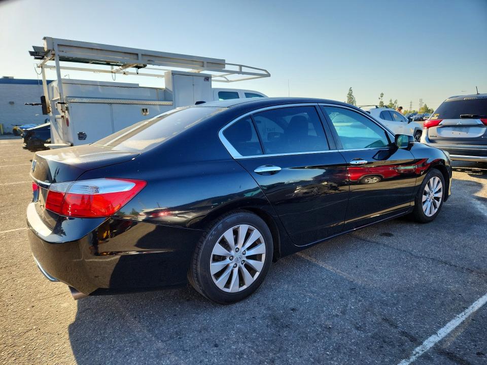 52583976 :رقم المزاد ، 1HGCR2F86EA299783 vin ، 2014 Honda Accord مزاد بيع