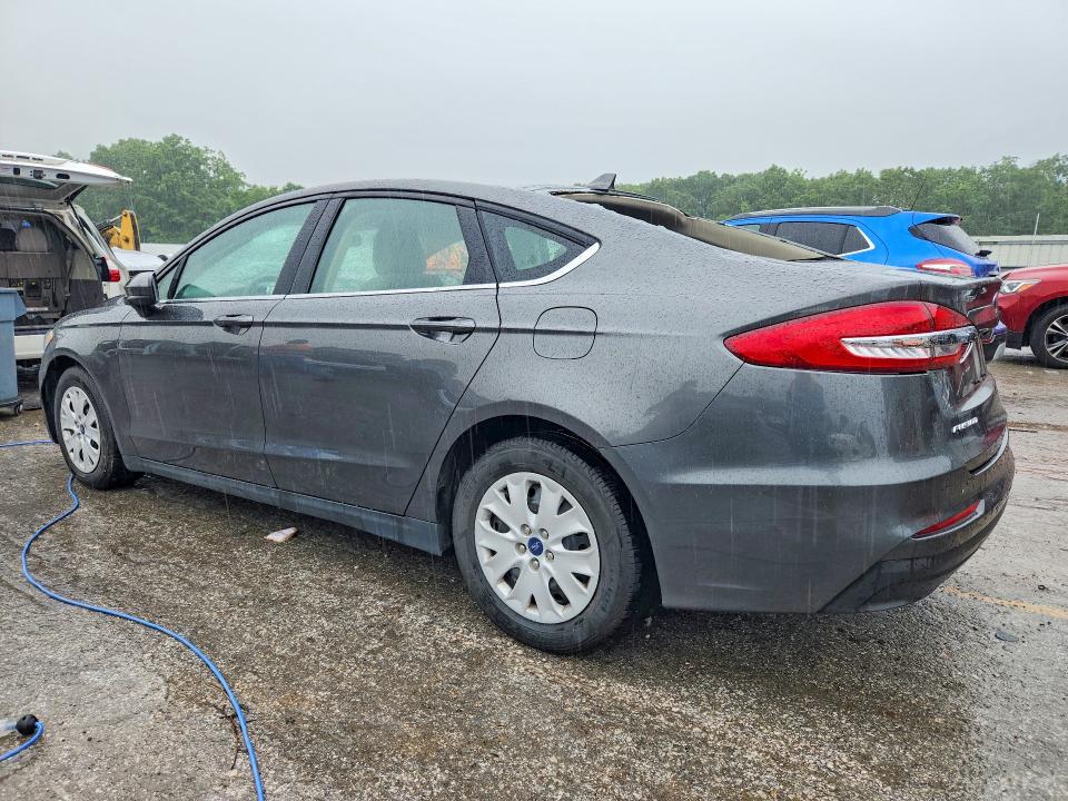 54304666 :رقم المزاد ، 3FA6P0G72LR169987 vin ، 2020 Ford Fusion مزاد بيع