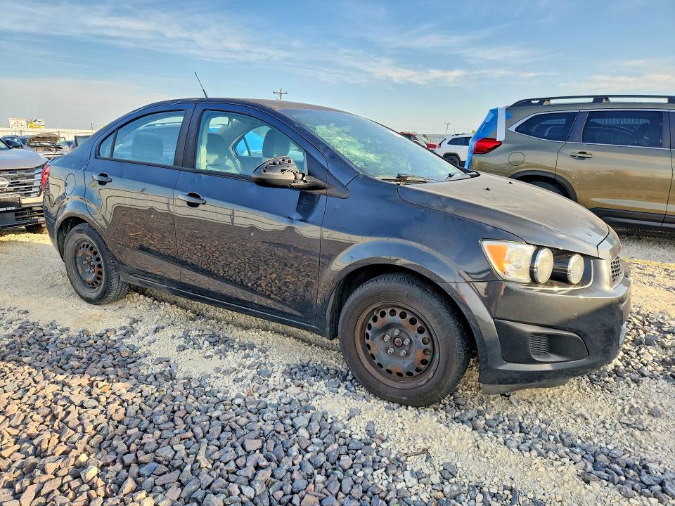 53198606 :رقم المزاد ، 1G1JA5SH2E4105164 vin ، 2014 Chevrolet Sonic مزاد بيع