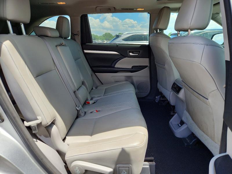 2017 Toyota Highlander მანქანა იყიდება აუქციონზე, vin: 5TDJZRFH9HS428539, აუქციონის ნომერი: 54865996