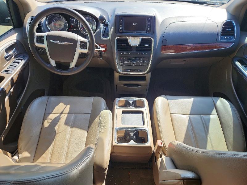2015 Chrysler Town & Country მანქანა იყიდება აუქციონზე, vin: 2C4RC1BG5FR526282, აუქციონის ნომერი: 53588096