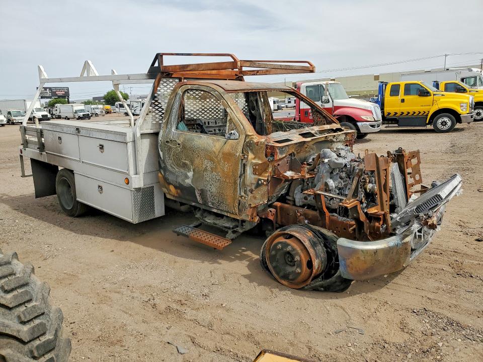 Продаж на аукціоні авто 2022 Chevrolet Silverado, vin: 1HTKHPVK3NH152712, номер лоту: 53430106