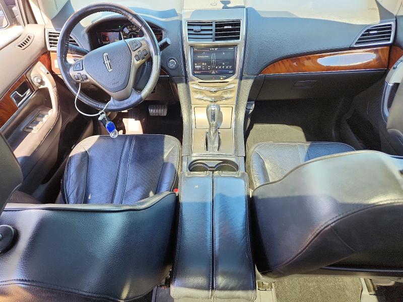 Продаж на аукціоні авто 2011 Lincoln Mkx, vin: 2LMDJ6JK7BBJ29050, номер лоту: 52697366