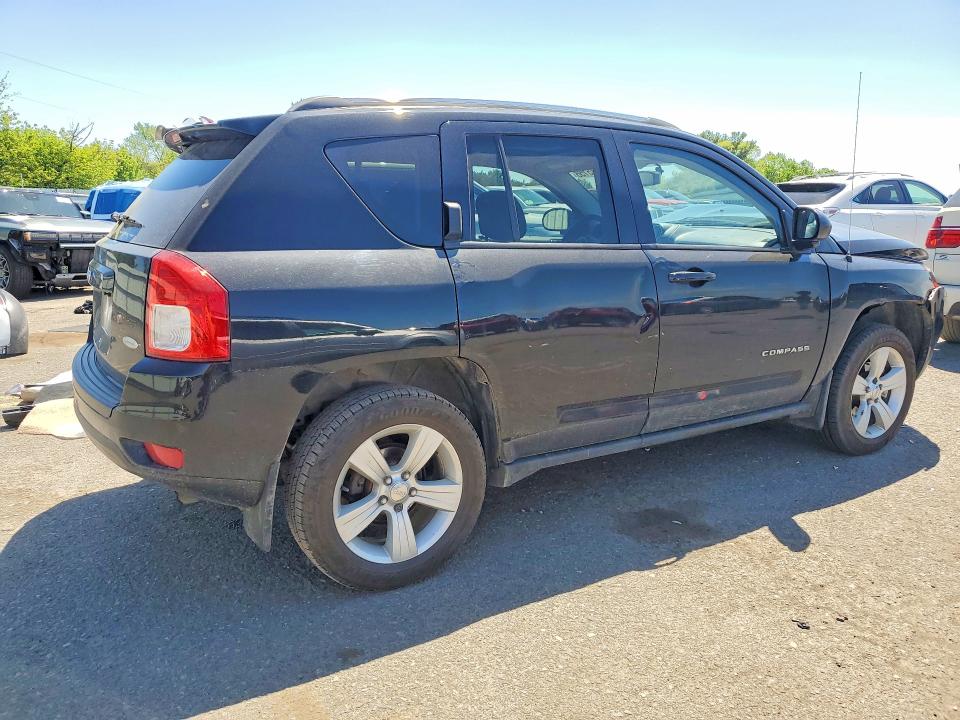2013 Jeep Compass მანქანა იყიდება აუქციონზე, vin: 1C4NJDEB5DD189893, აუქციონის ნომერი: 53345156