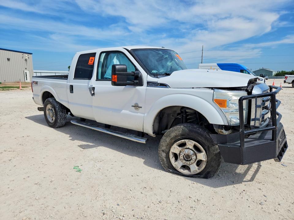 52961096 :رقم المزاد ، 1FT7W2BT4FEC33374 vin ، 2015 Ford F250 مزاد بيع
