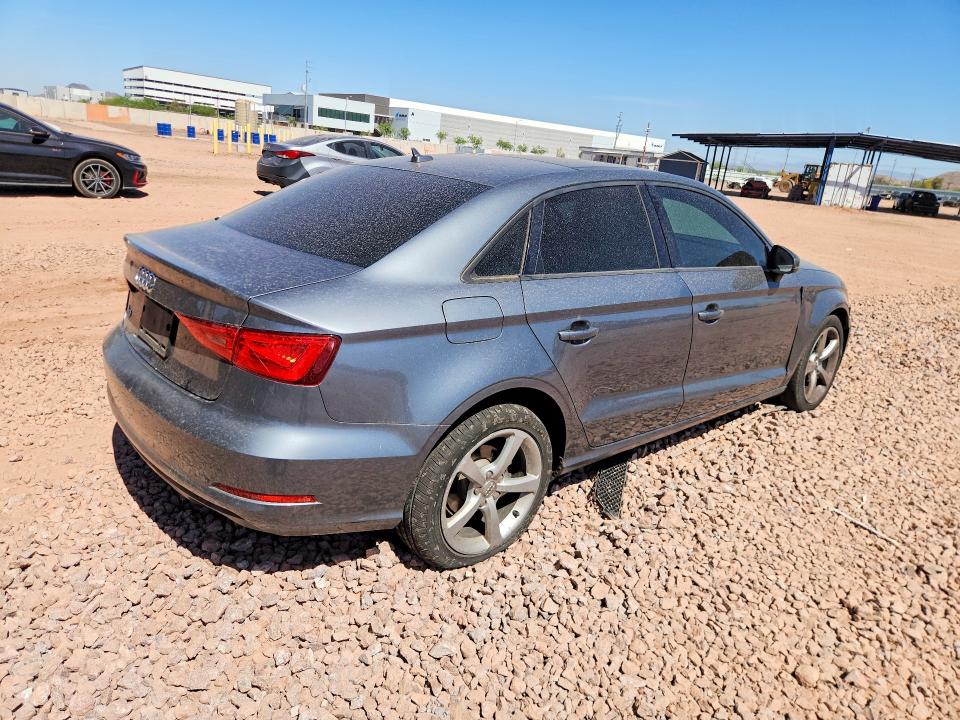 2015 Audi A3 მანქანა იყიდება აუქციონზე, vin: WAUACGFF4F1010062, აუქციონის ნომერი: 54529206