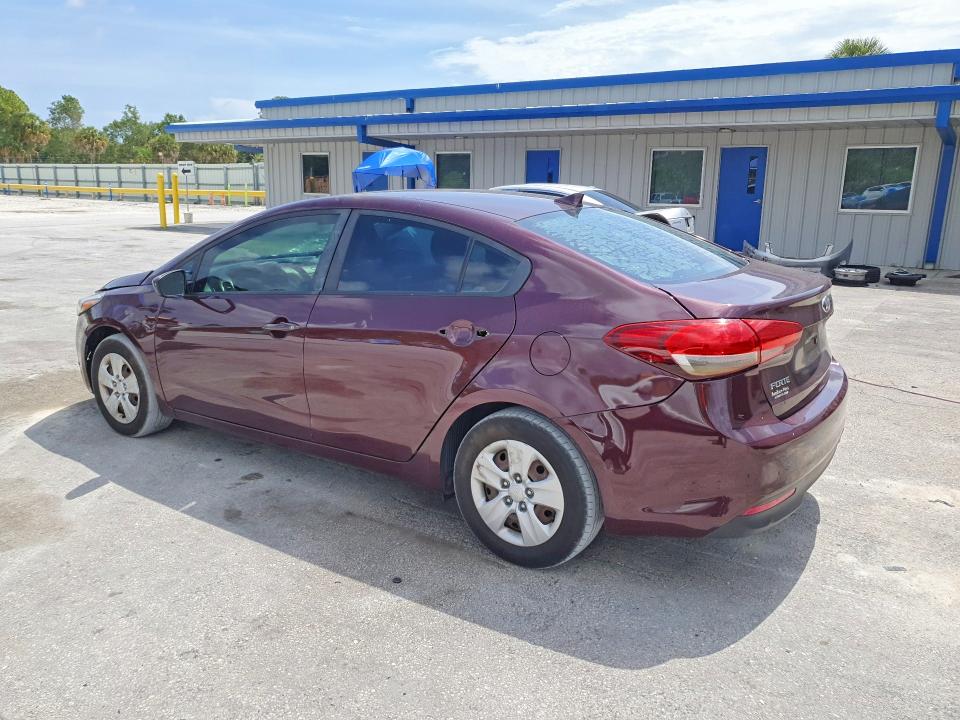 2017 Kia Forte მანქანა იყიდება აუქციონზე, vin: 3KPFK4A7XHE018144, აუქციონის ნომერი: 54954556