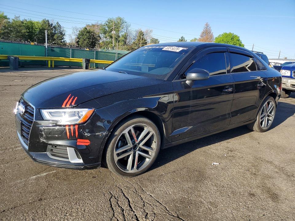 Продажа на аукционе авто 2018 Audi A3, vin: WAUAUGFF3J1045147, номер лота: 53519226