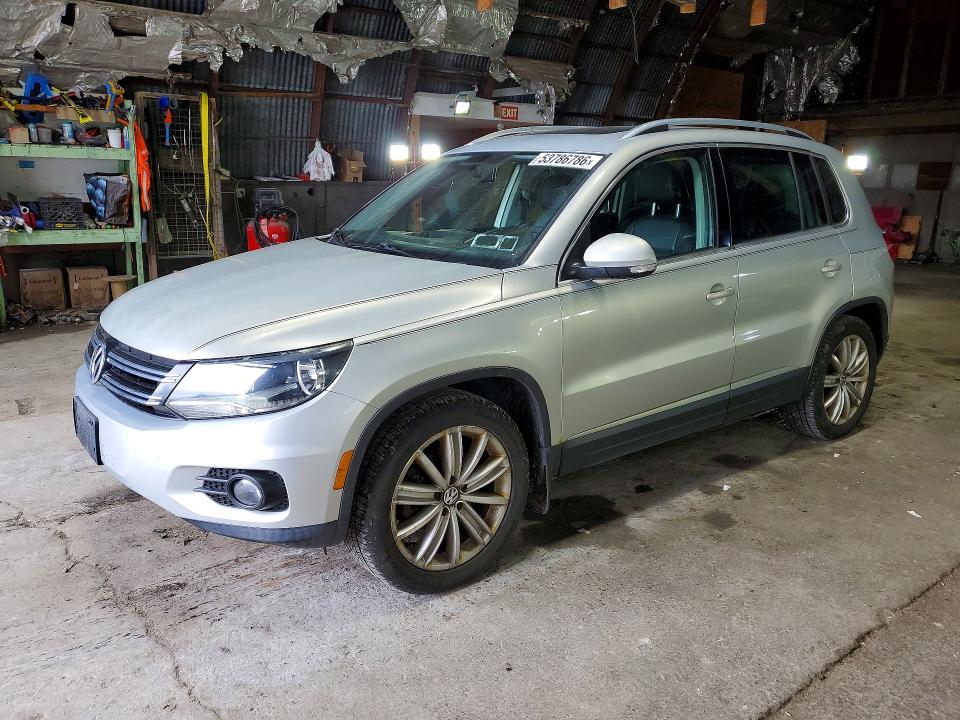 2014 Volkswagen Tiguan მანქანა იყიდება აუქციონზე, vin: WVGBV3AX7EW602272, აუქციონის ნომერი: 53786786