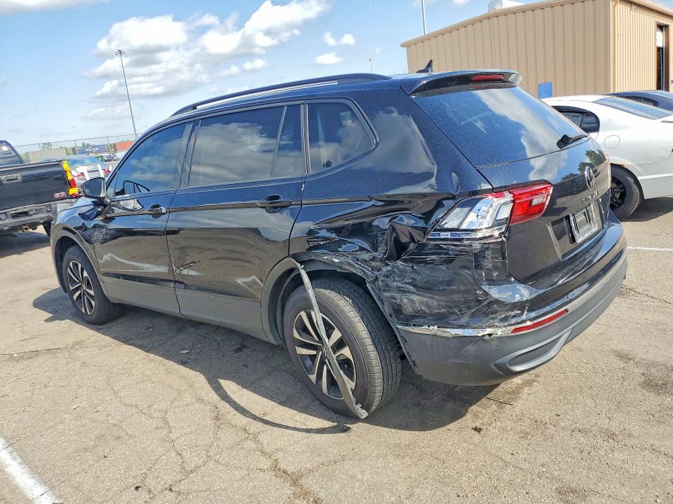 Продажа на аукционе авто 2022 Volkswagen Tiguan, vin: 3VV1B7AX7NM012526, номер лота: 52768886