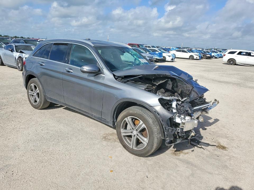 2017 Mercedes-benz Glc მანქანა იყიდება აუქციონზე, vin: WDC0G4KB4HF121800, აუქციონის ნომერი: 53912786